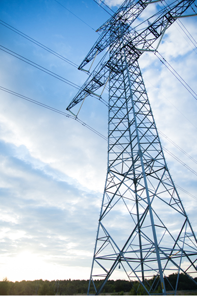 elektrisk tårn, kabel og himmel